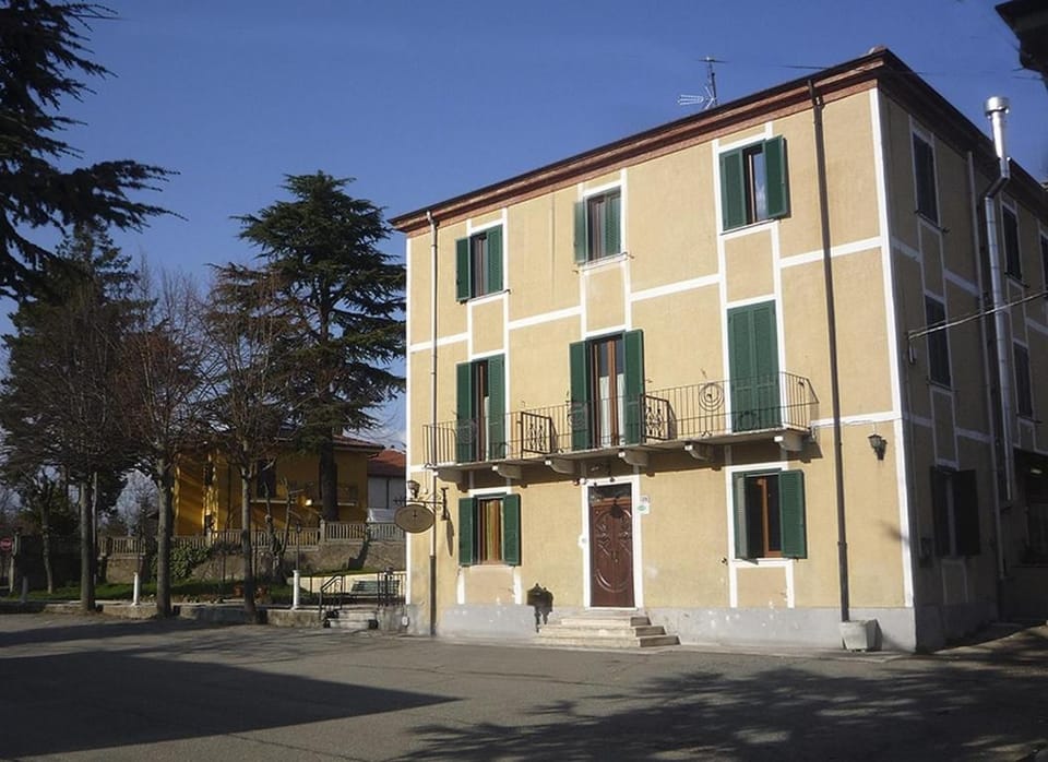 Relais Ristorante Sanfront Hotel in Liguria