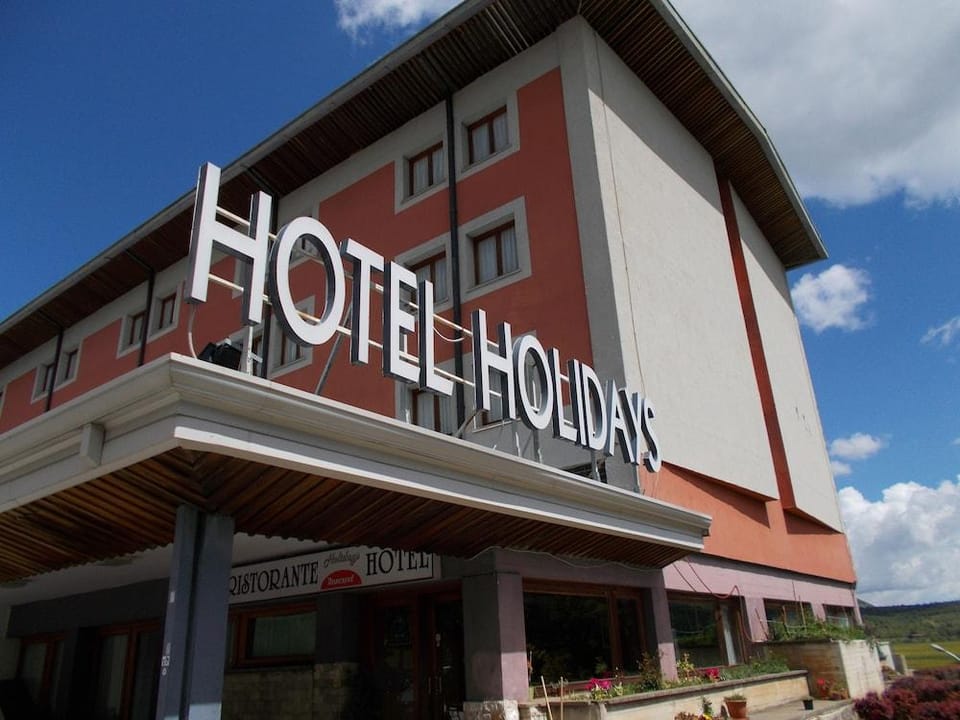 Hotel Holidays Hotel in Molise, Italy