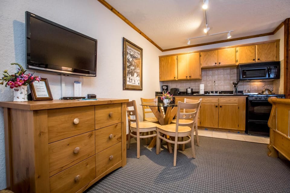 Kandahar Lodge at Whitefish Mountain Resort Resort in Whitefish
