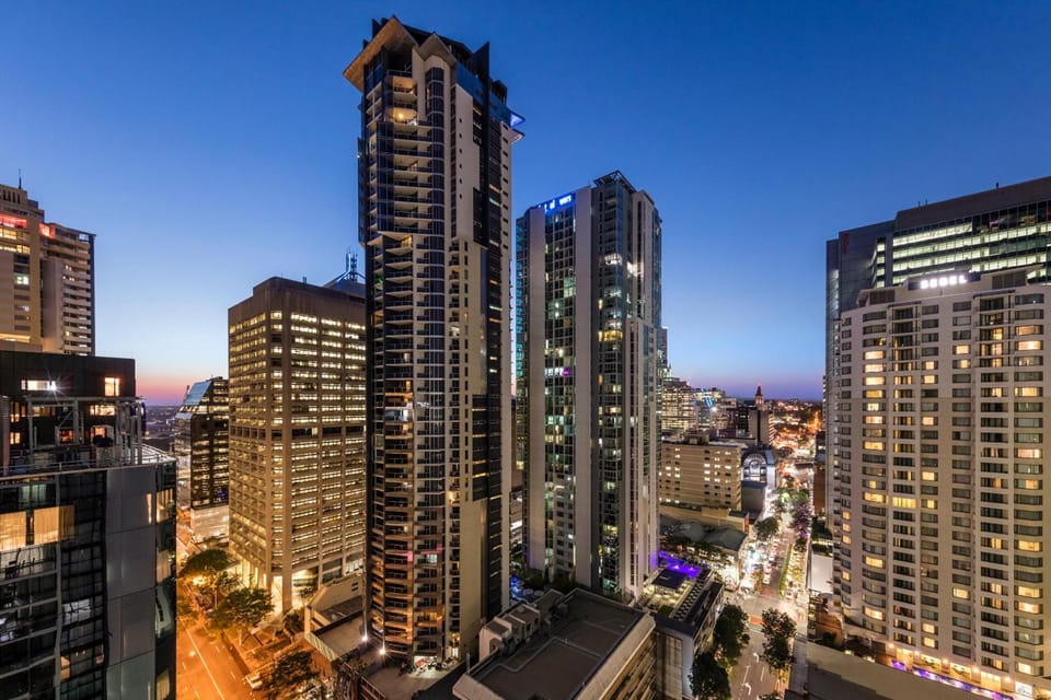 Oaks Brisbane River City Suites Apartment hotel in Brisbane City