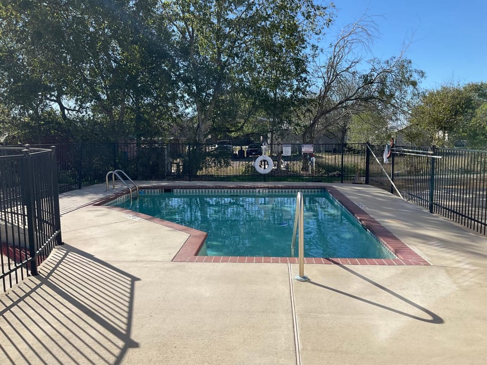 Yorktown Inn and Suites Motel in Rio Grande