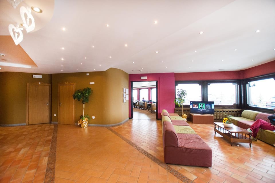 Hotel Dolomiti - Azzurro Club Hotel in Trentino-South Tyrol