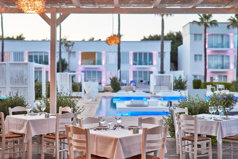 So White Beach Resort Resort in Sotira