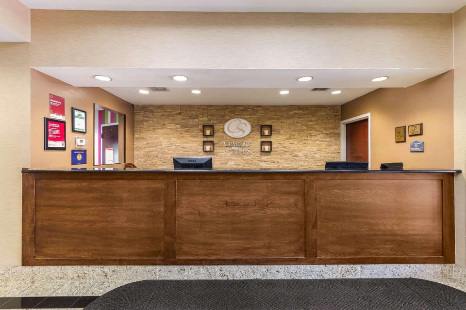 Comfort Suites Elkridge Columbia Gateway Hotel in Anne Arundel County