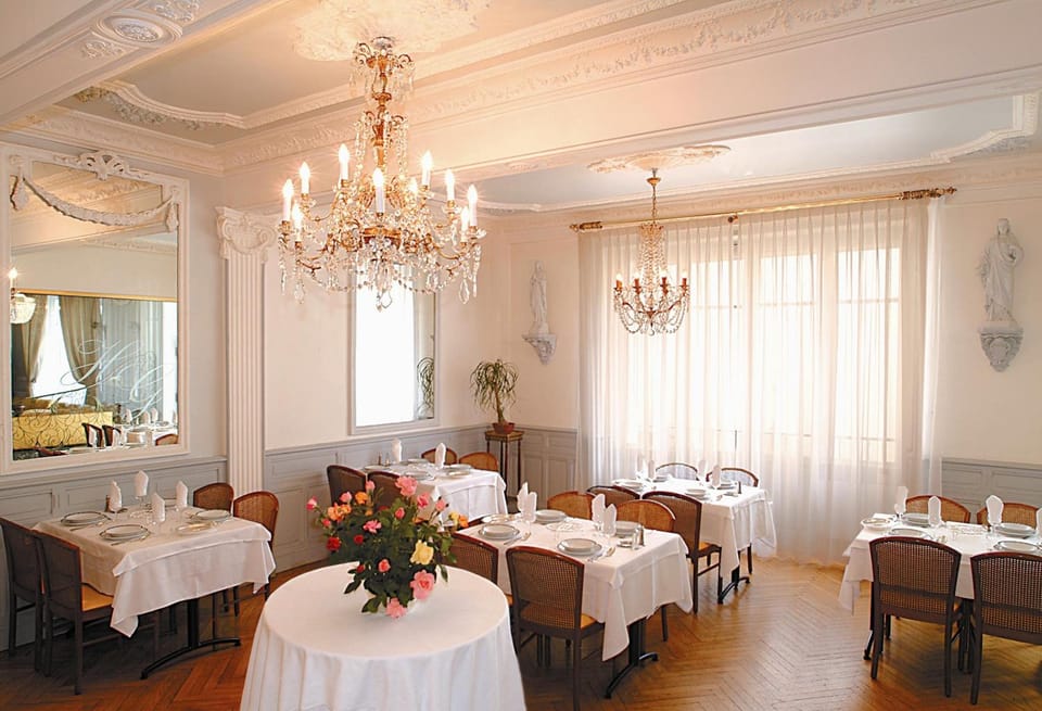 Hotel Gloria & Avenue Hotel in Lourdes