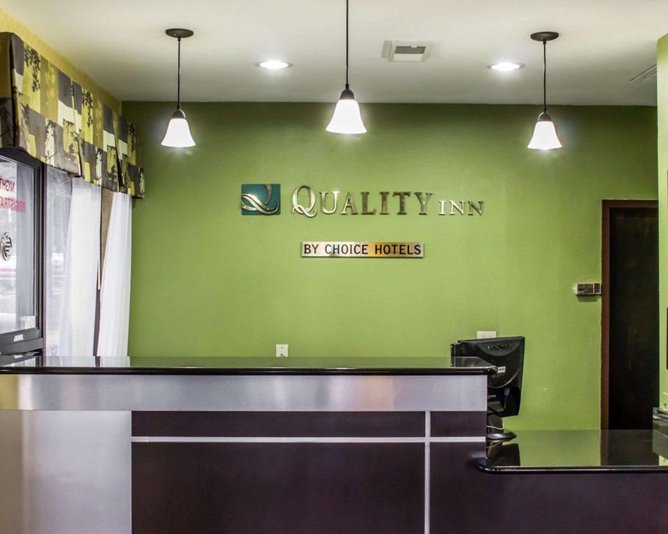 Quality Inn Kenly I-95 Hotel in North Carolina
