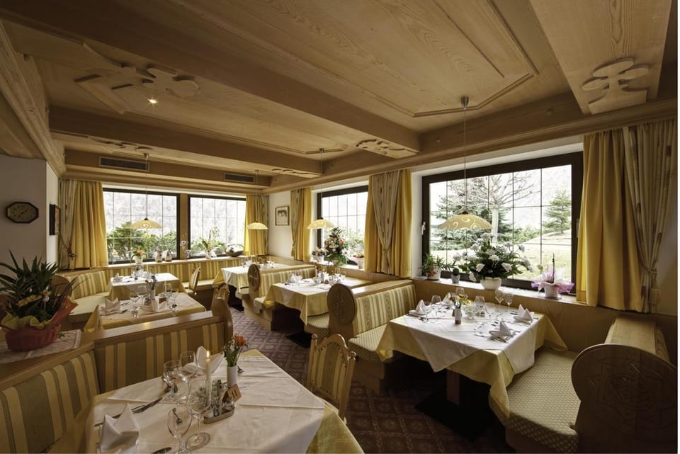 Hotel Am Fels Hotel in Trentino-South Tyrol