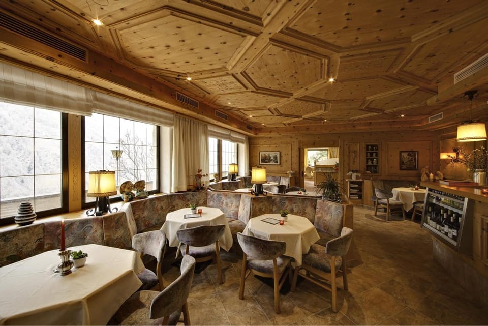 Hotel Am Fels Hotel in Trentino-South Tyrol