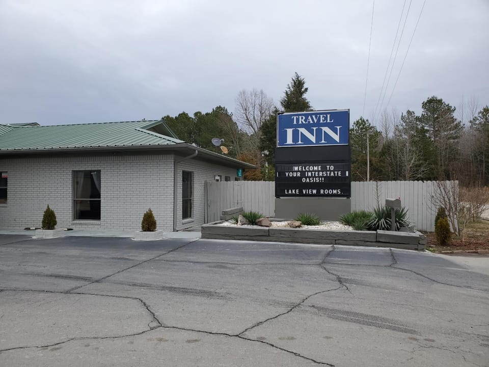 Travel Inn Hotel in Arkansas