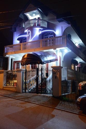 Apartmani Vivaldi Nis Hotel in Serbia