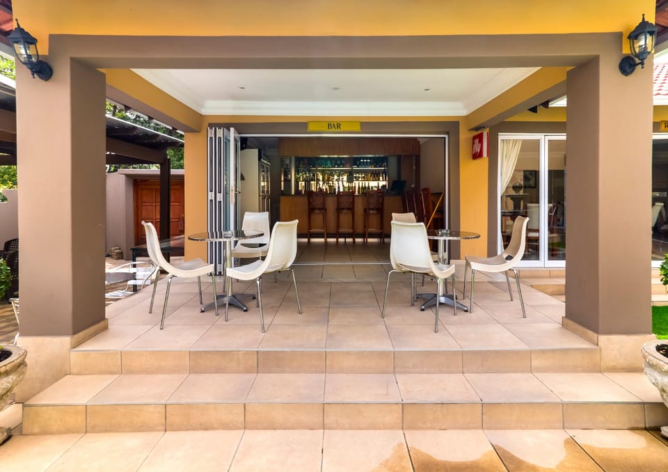 Bar/lounge