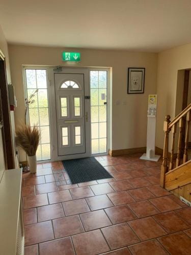 Dingle Harbour Nights - Room Only Hotel in Dingle