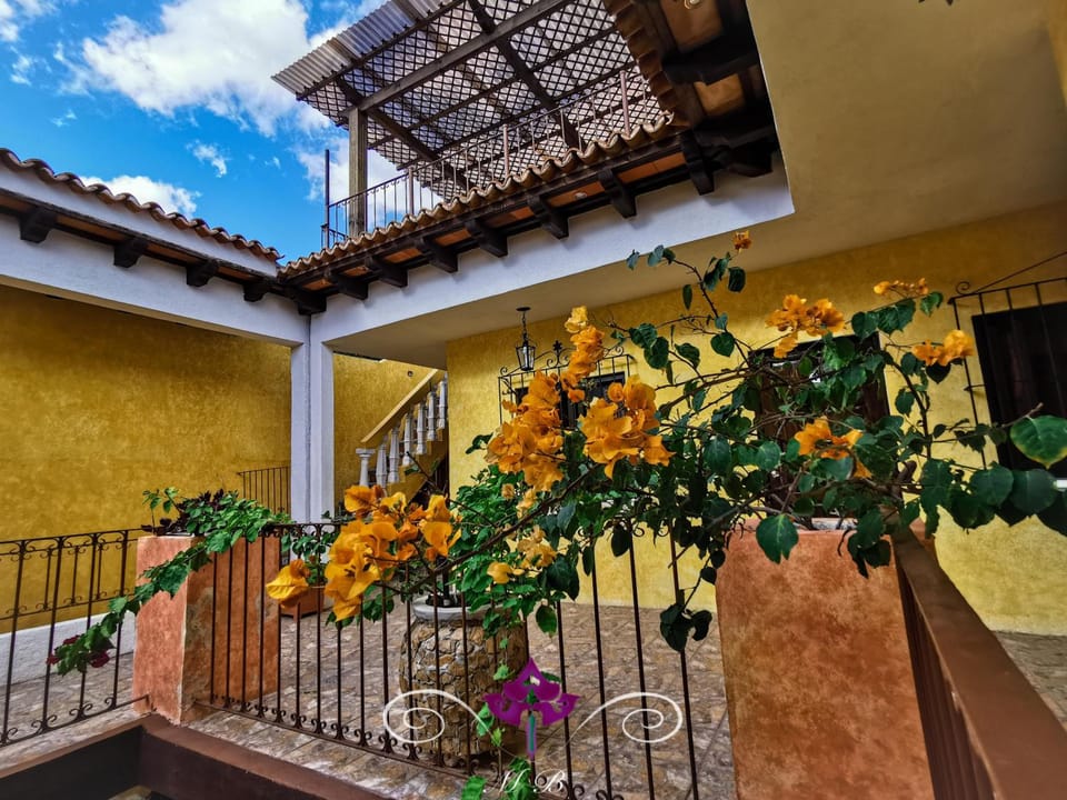 Maison Bougainvillea Hostel in Antigua Guatemala