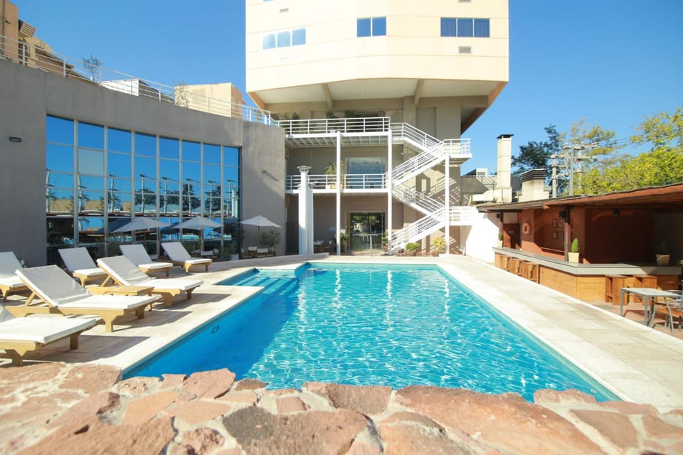 Hotel Tower Inn & Suites Hotel in San Rafael
