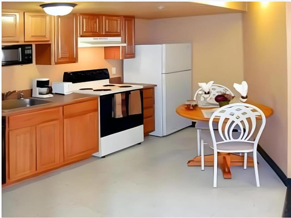 Nellis Suites at Main Gate Hotel Hotel in North Las Vegas