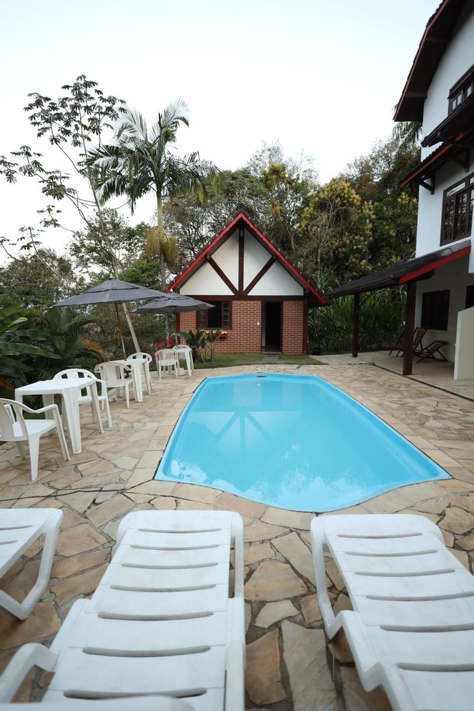 Pousada Viking Penedo Inn in Resende
