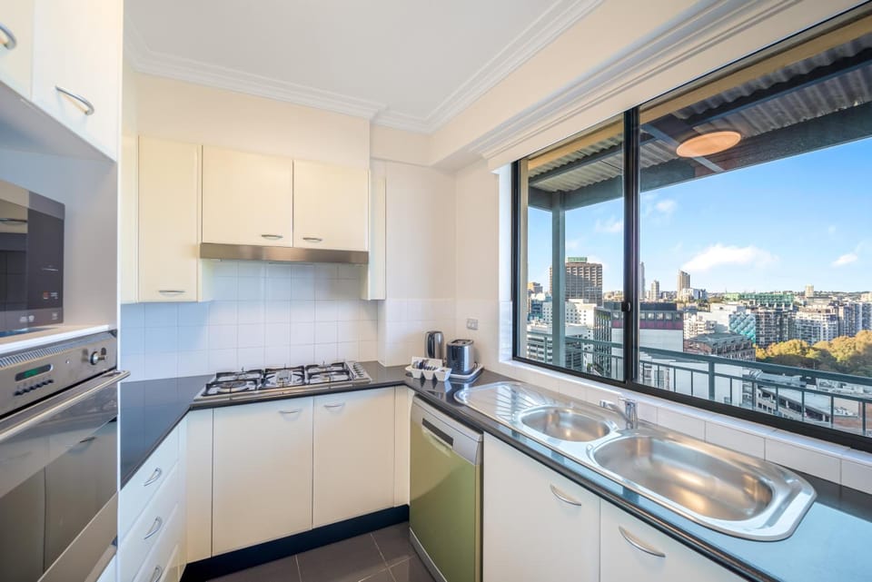 Oaks Sydney Castlereagh Suites Apartment hotel in Surry Hills