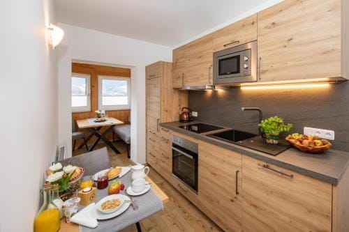 Haus Ditzer - Villa Theresia Hotel in Zell am See