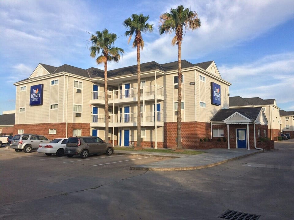 InTown Suites Extended Stay Houston TX - Jersey Village Hotel in Cypress