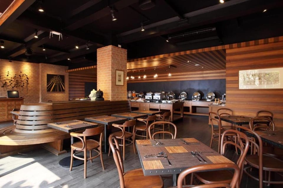 Rambuttri Village Hotel Inn in Bangkok