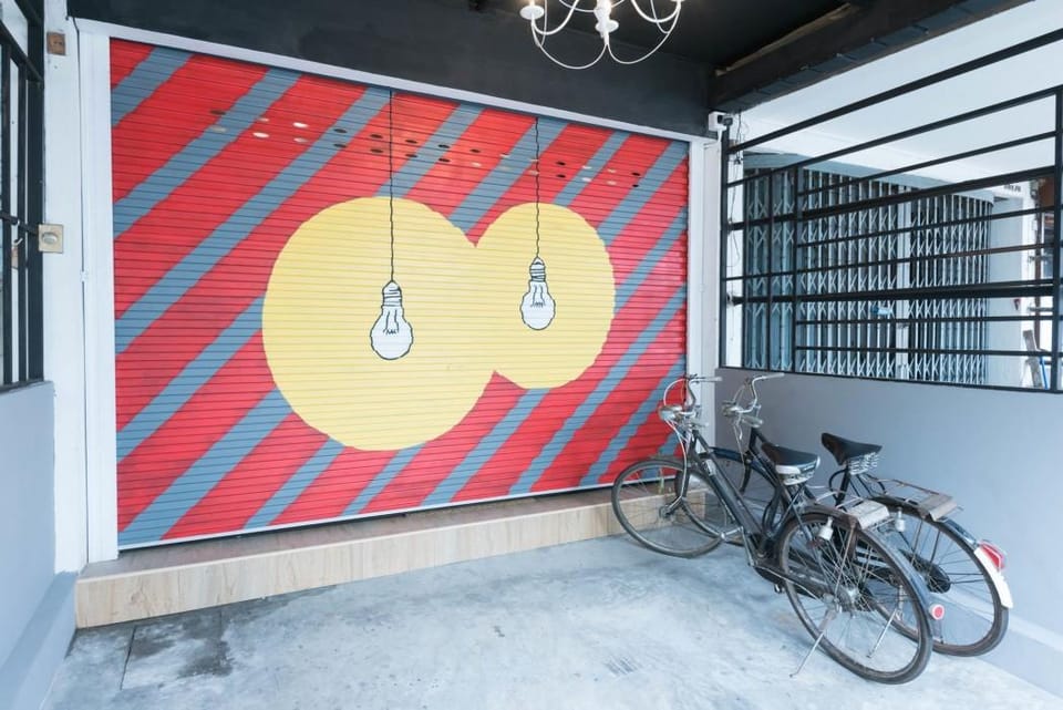 Vacation Townhome Near BTS Ekamai Hotel in Bangkok