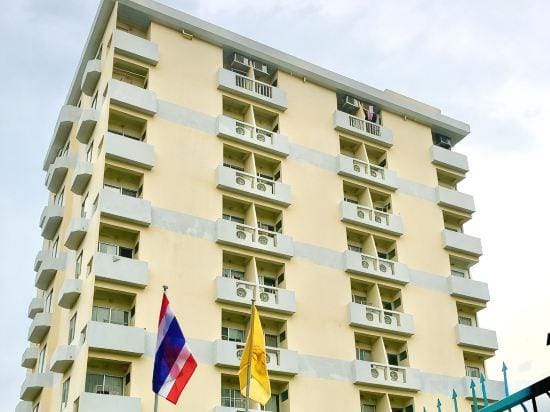 Grand Residence Hotel in Bangkok