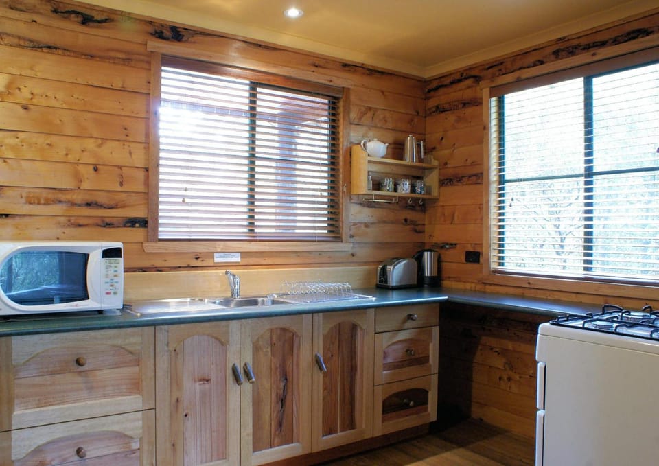 Cradle Mountain Highlanders Lodge in Cradle Mountain