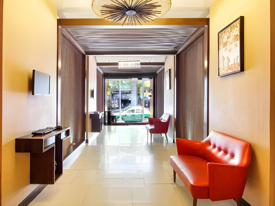 Bally Suite Silom Hotel in Bangkok