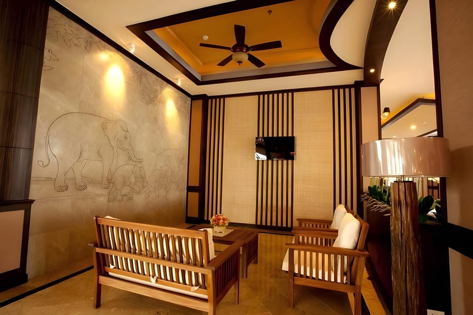 J&Y Lodge Hotel Hotel in Chon Buri Changwat