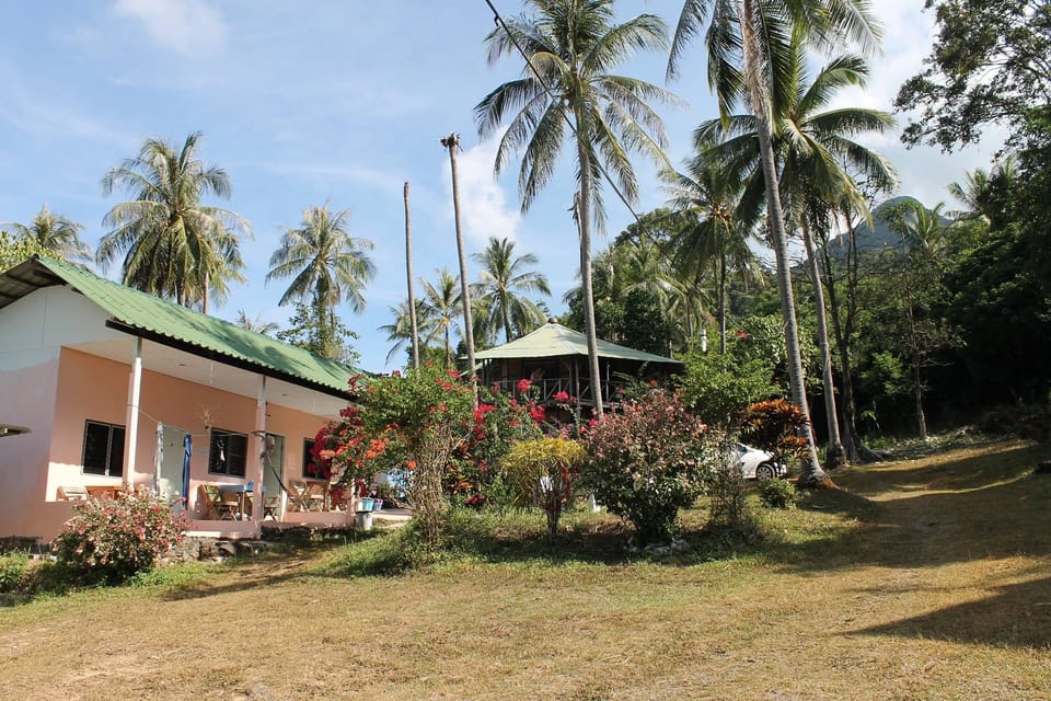TP Hut Bungalows Resort in Ko Chang