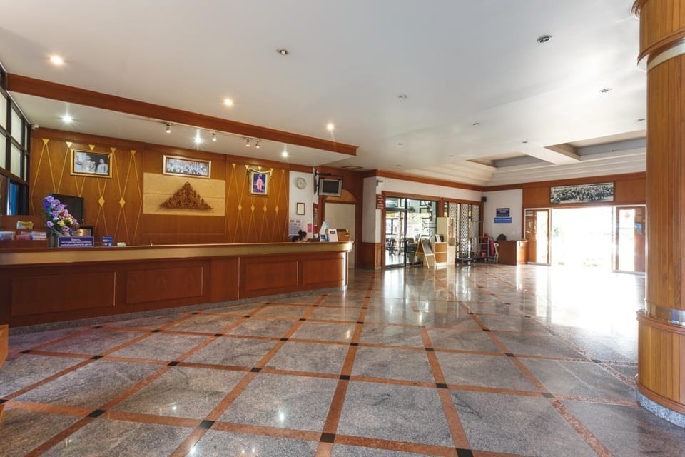 Surin Majestic Hotel Hotel in Laos