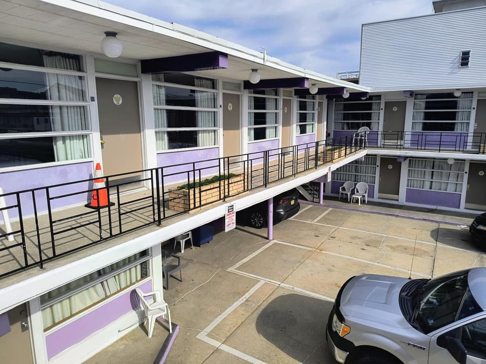Monaco Motel - Wildwood Beach & Boardwalk Motel in Wildwood