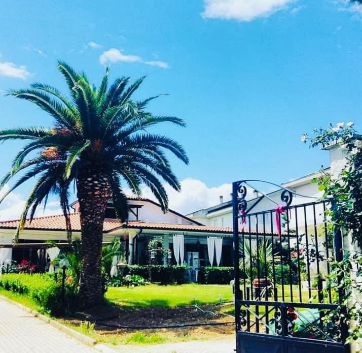 Villa Tropical Hotel in Francavilla al Mare
