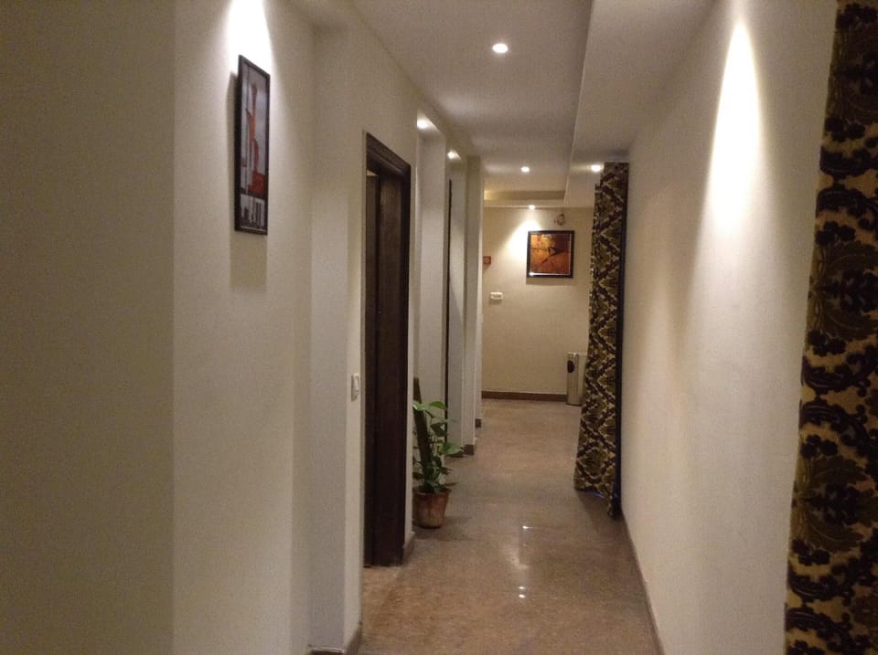 Hotel Metro Tower Hotel in New Delhi
