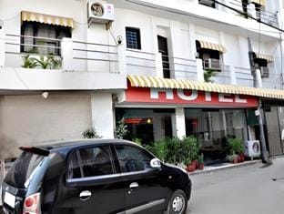 Hotel Metro Tower Hotel in New Delhi