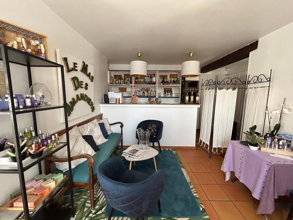 Bar/lounge