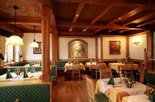 Landhotel Strasserwirt Hotel in Salzburgerland