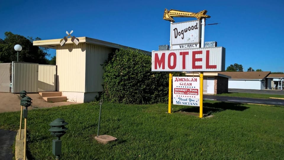 Dogwood Motel Motel in Mountain View