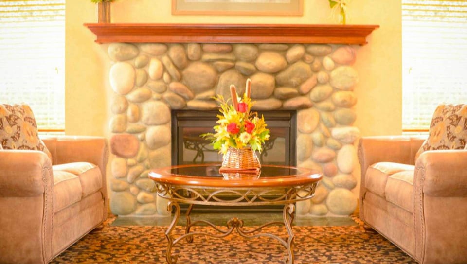 Clatskanie River Inn Hotel in Washington
