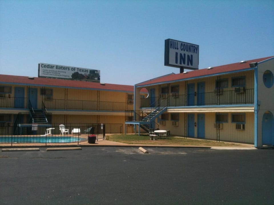 Ladybird Inn Inn in Johnson City