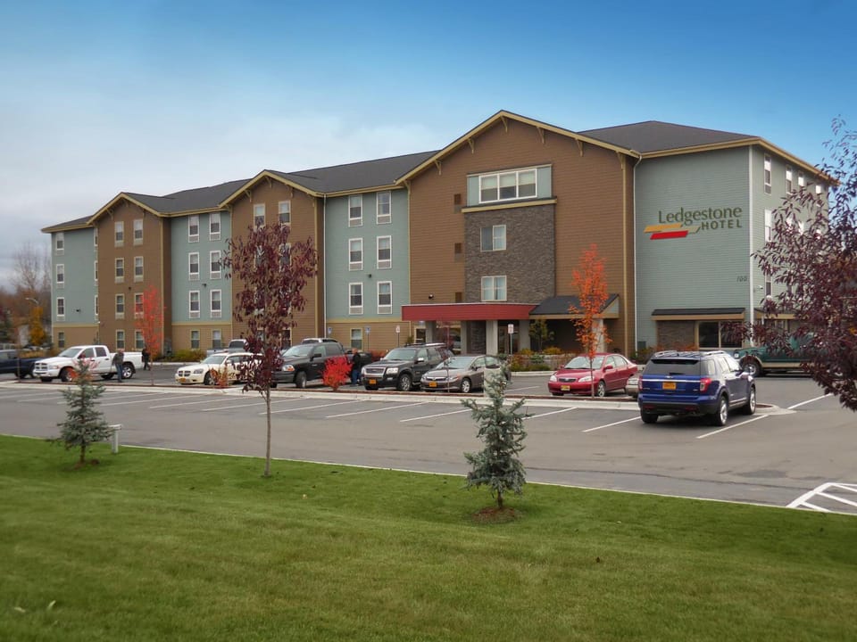 Ledgestone Suites Hotel Elko Hotel in Elko