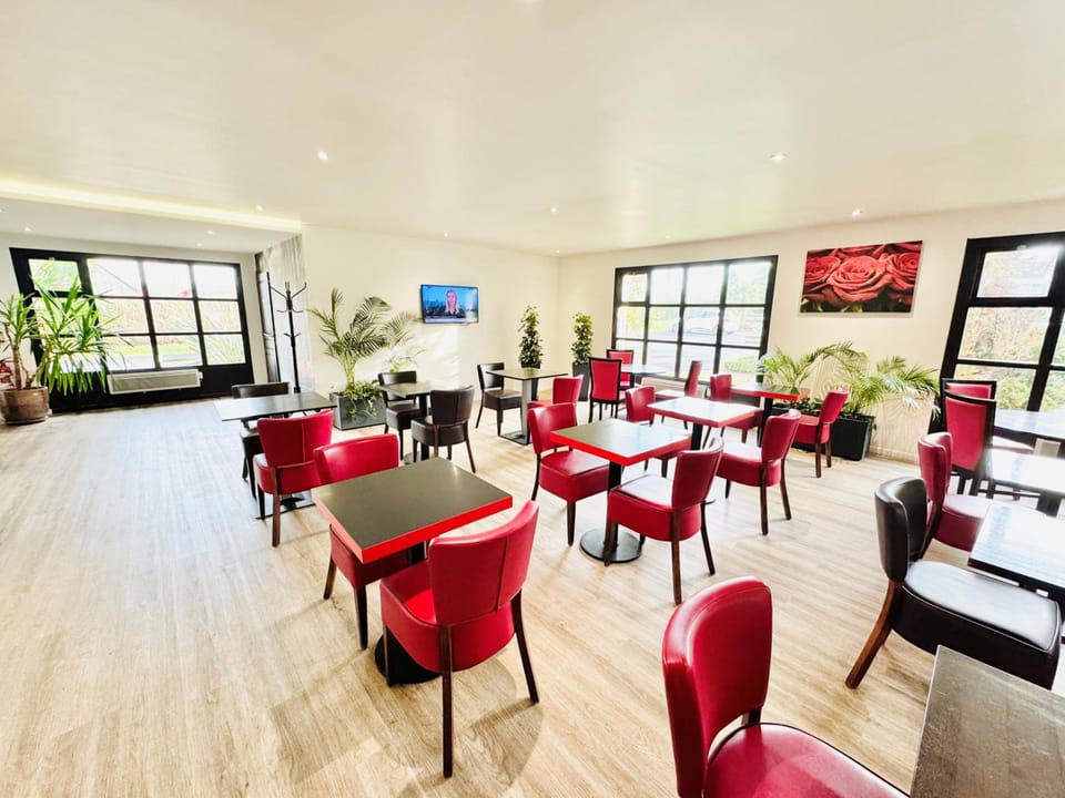 Hotel Pavillon des Gatines Hotel in Île-de-France