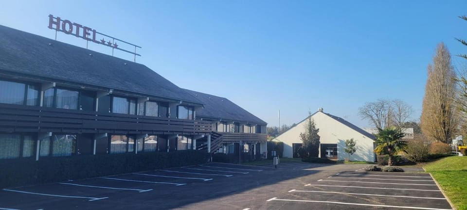 Hotel Pavillon des Gatines Hotel in Île-de-France