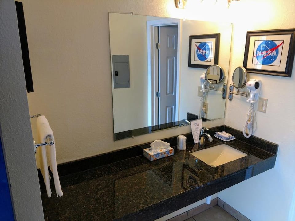 Amelia's Landing Hotel in Port Aransas