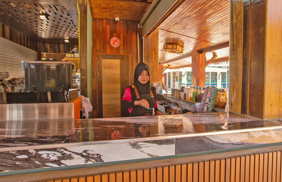 Phi Phi Andaman Beach Resort Resort in Krabi Changwat