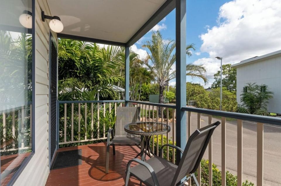 Cluden Park Motor Inn Motel in Queensland
