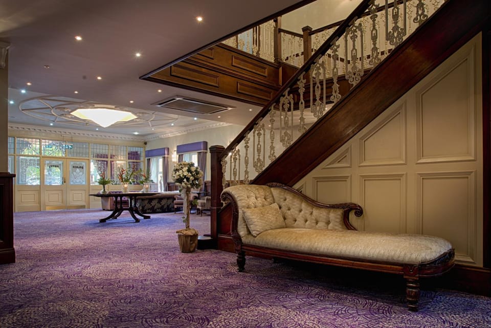 Woodford Dolmen Hotel Carlow Hotel in County Kilkenny
