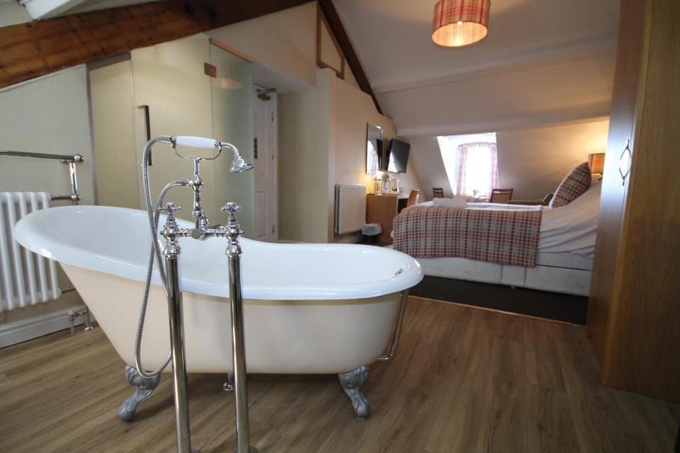 Gwesty'r Marine Hotel & Spa Hotel in Aberystwyth