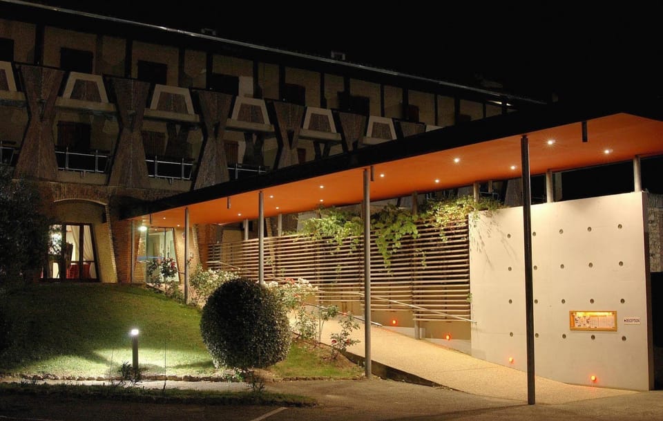 Vacances Bleues Hotel Castel Luberon Hotel in Apt