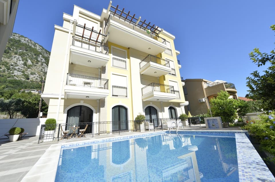 Posto Capitano C Group Hotel in Muo
